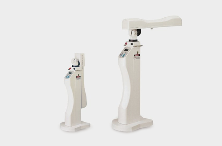 Medical LED therapy using specific wavelengths to promote skin regeneration, enhance microcirculation, and support postoperative wound healing